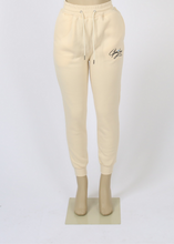 Load image into Gallery viewer, Signature Joggers- Cream